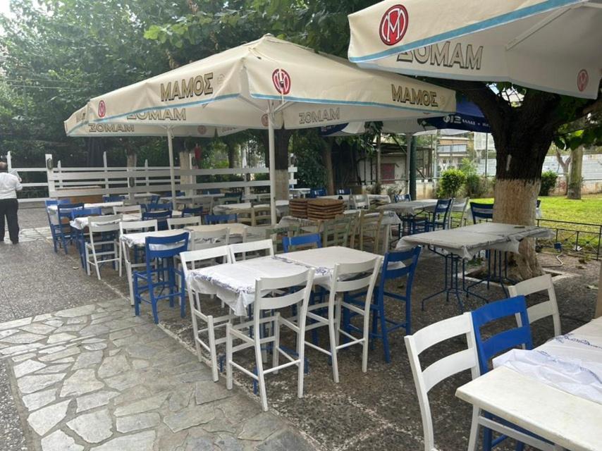 The House Οf Abunance Near Downtown Atena Exterior foto