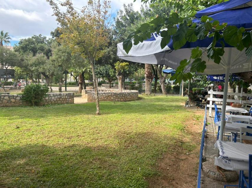 The House Οf Abunance Near Downtown Atena Exterior foto